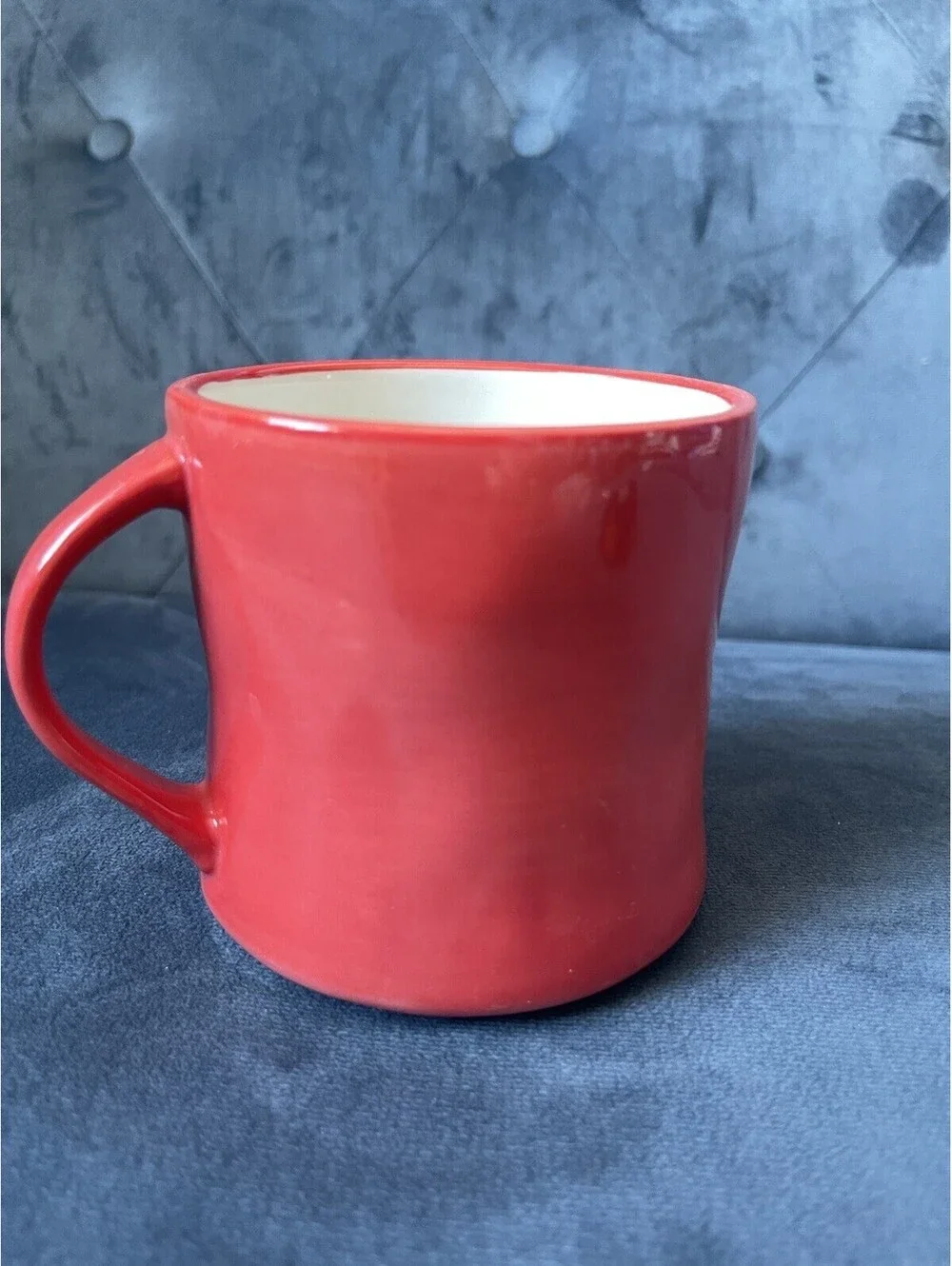 EUC Anthropologie Hand Painted Mug J Monogram Red White Black Letter Handle